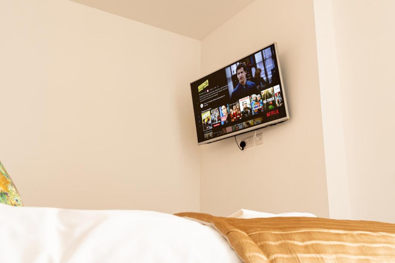 The Palms Lux Living B'mouth Town Centre & *