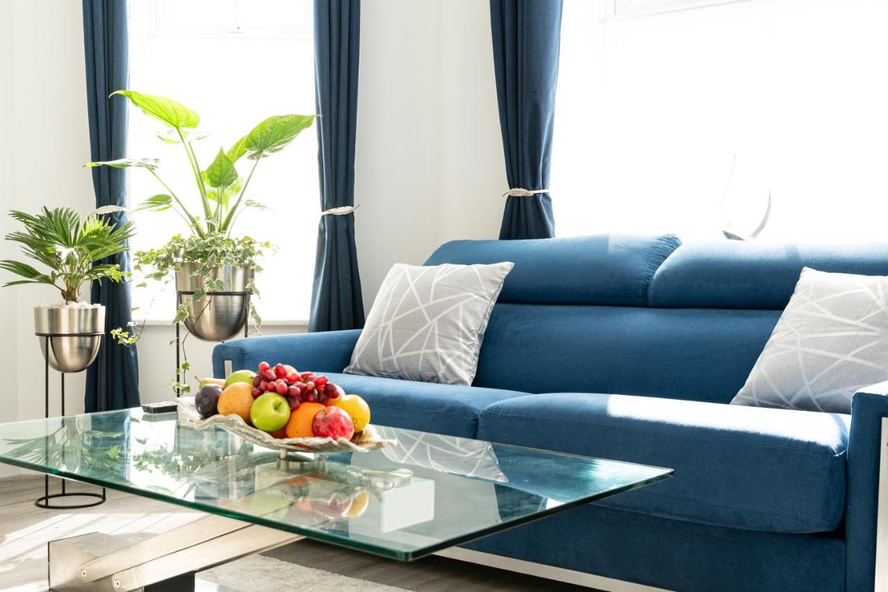 The Palms Lux Living B'mouth Town Centre & Apartment *